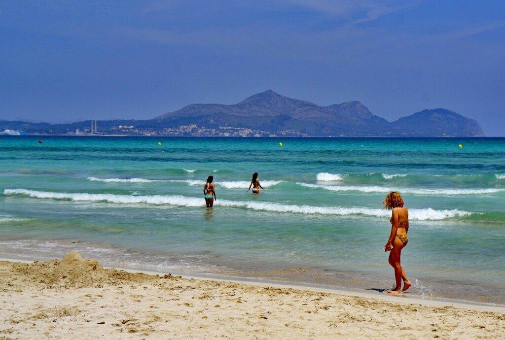 Mallorca vakantie, zon,zee,strand en feesten