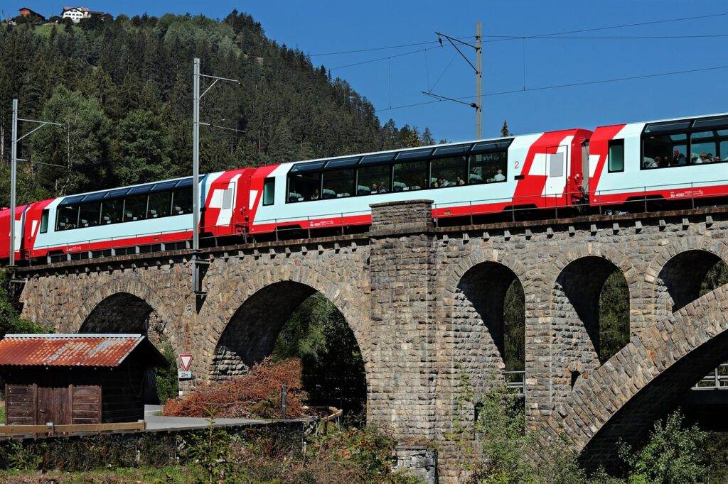 De 15 mooiste treinreizen in Zwitserland